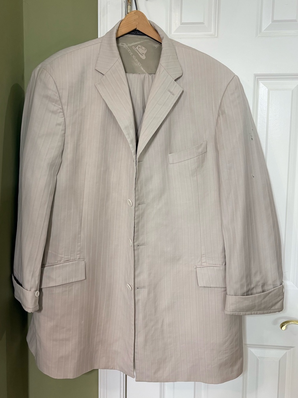Steve Harvey Suit 50L Men's Light Beige Pinstripe 3 piece Blazer, vest, & pants